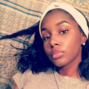 Meet your Posher, Andria